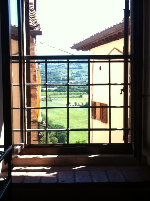 Residenza Le Volte Degli Angeli Appartement Spello Kamer foto